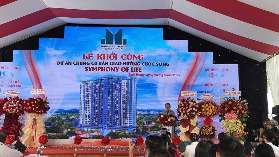 Chủ đầu tư pháp biểu trong Lễ động thổ dự án Symlife